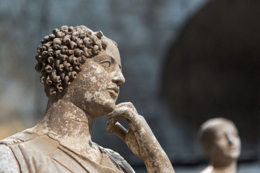 Il gruppo scultoreo di Orfeo e le Sirene è rientrato in Italia