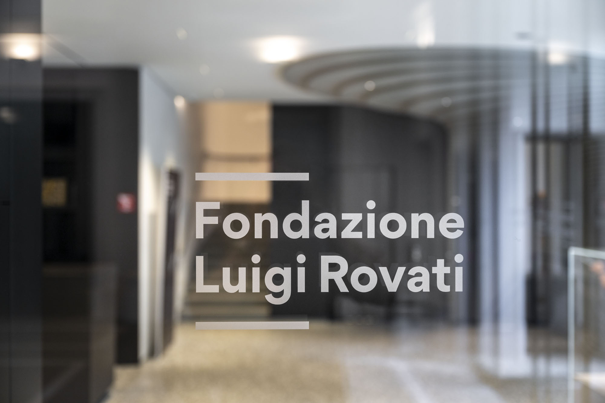 Hall_logo_Giovanni de Sandre per Fondazione Luigi Rovati