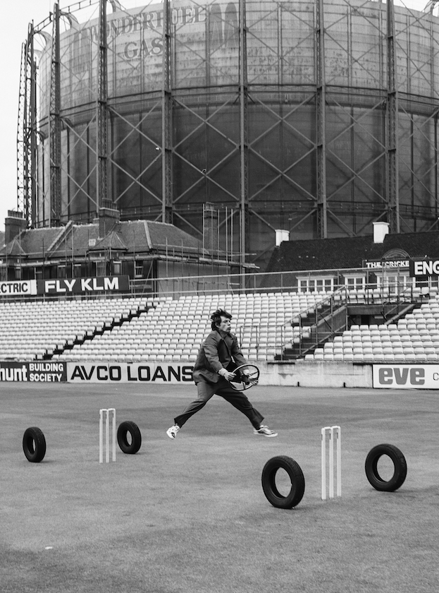 Max-Vadukul_Mick-Jagger-®-The-oval-cricket-ground