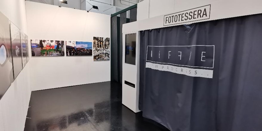 Fig. 1: The NEFFIE technology platform at the MIA Milan Image Art Fair 2021.