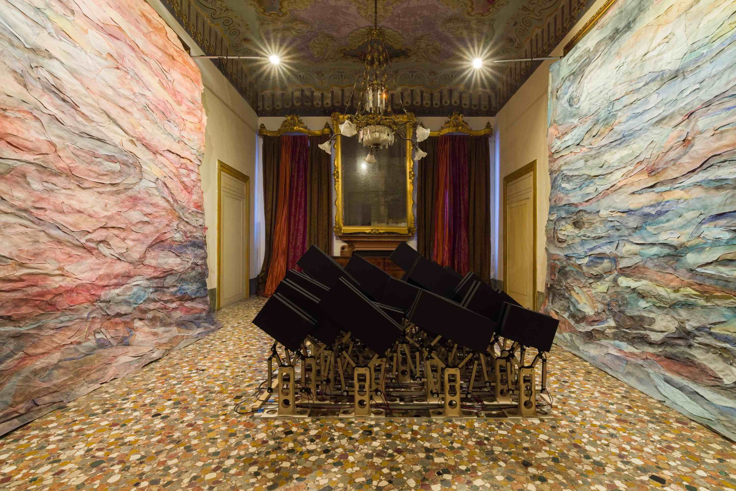 Tamara_Kvesitadze-Palazzo_Bragadin- @adrienthibault 